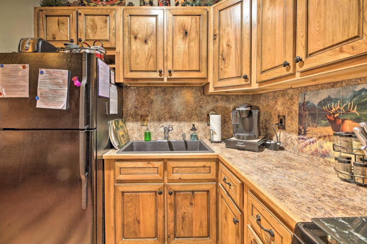 Rustic Lakeside Cabin - Family And Pet Friendly! Pinetop-Lakeside Ngoại thất bức ảnh