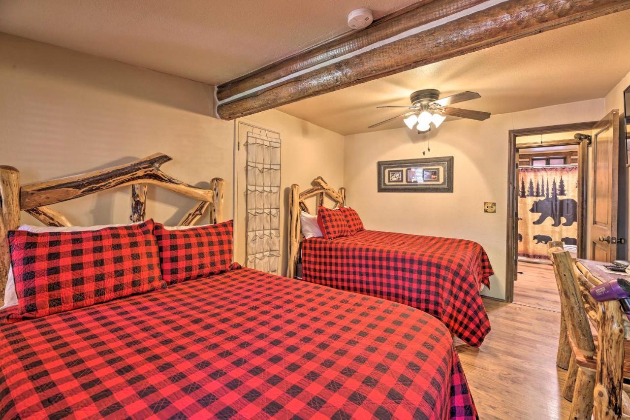 Rustic Lakeside Cabin - Family And Pet Friendly! Pinetop-Lakeside Ngoại thất bức ảnh